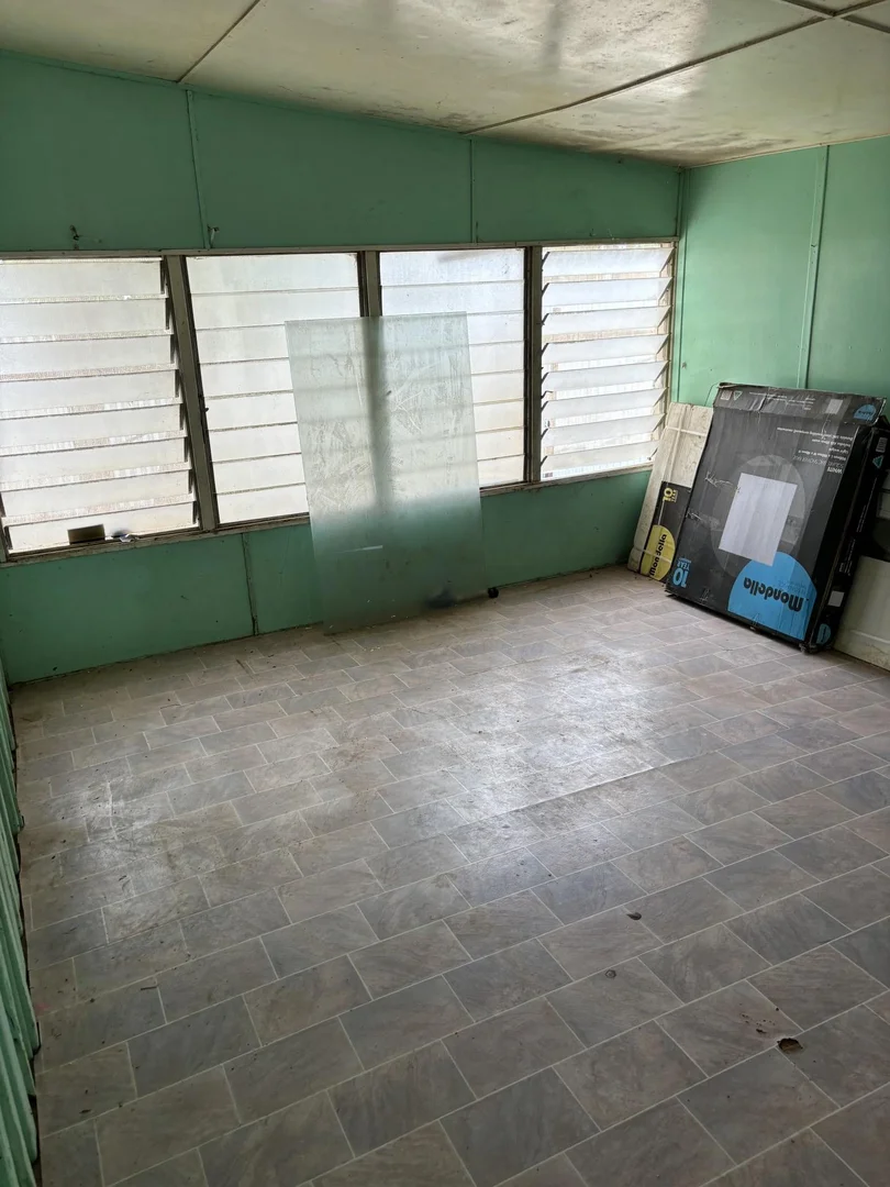 Image 12