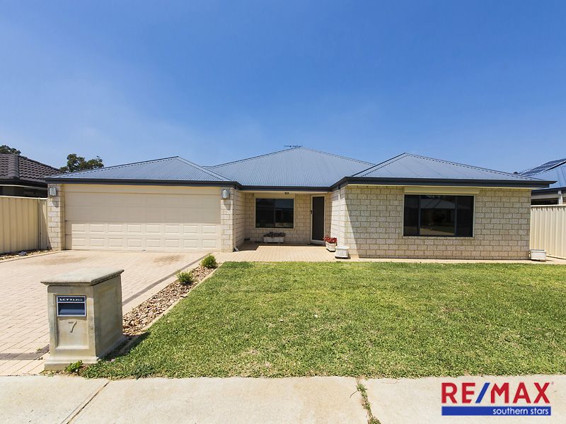 7 Santiago Street, Seville Grove WA 6112, Image 1