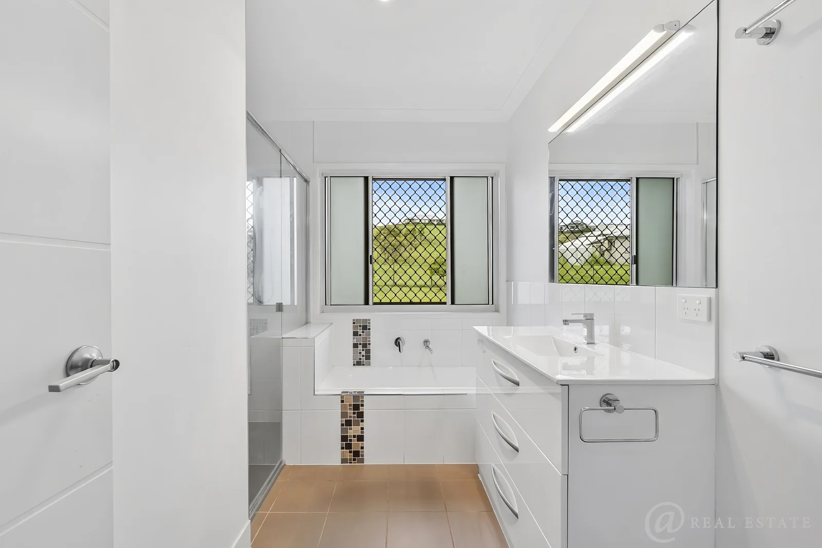 Additional image 15 of 38 Trade Wind Drive, Tanby QLD 4703