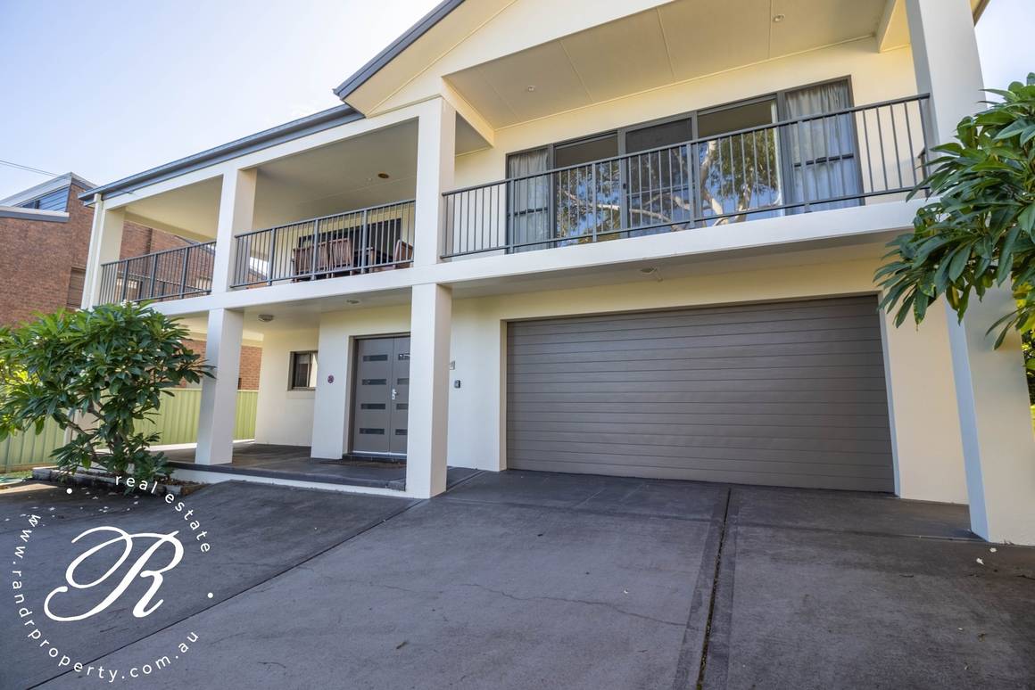 Picture of 26 Green Point Drive, GREEN POINT NSW 2428