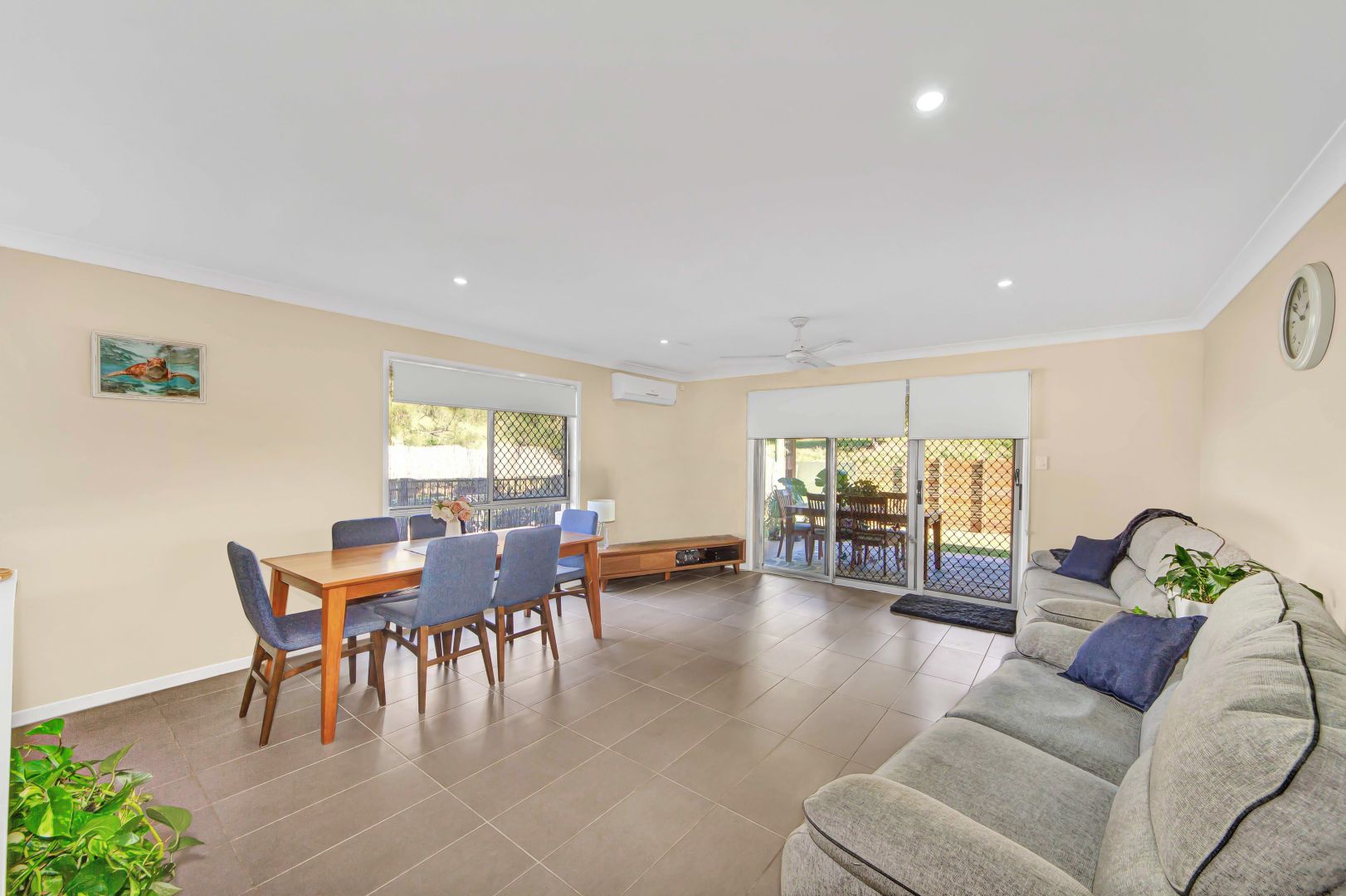44 Cassidy Crescent, Willow Vale QLD 4209, Image 2