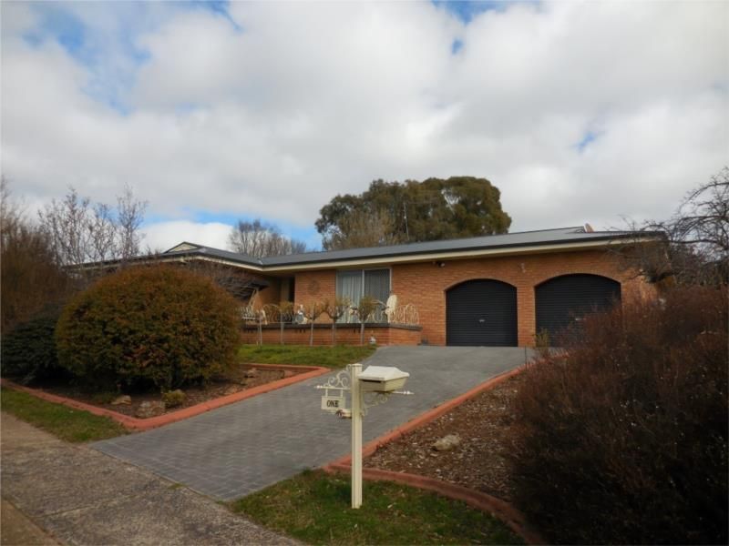 1 Medway Street, Blayney NSW 2799, Image 2