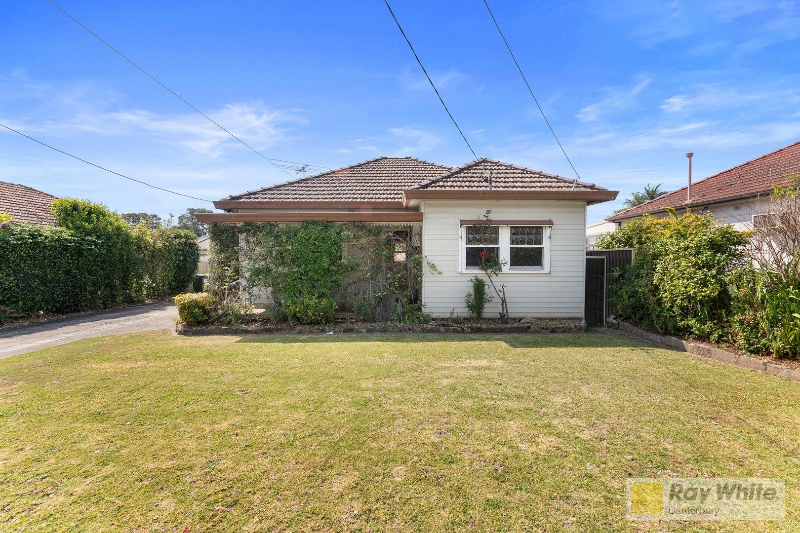 3 bedrooms House in 18 Pentland Ave ROSELANDS NSW, 2196