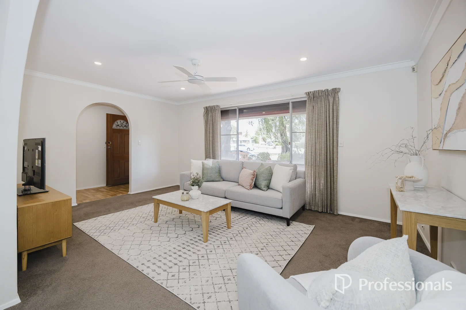 Additional image 7 of 45 Marangaroo Drive, Marangaroo WA 6064