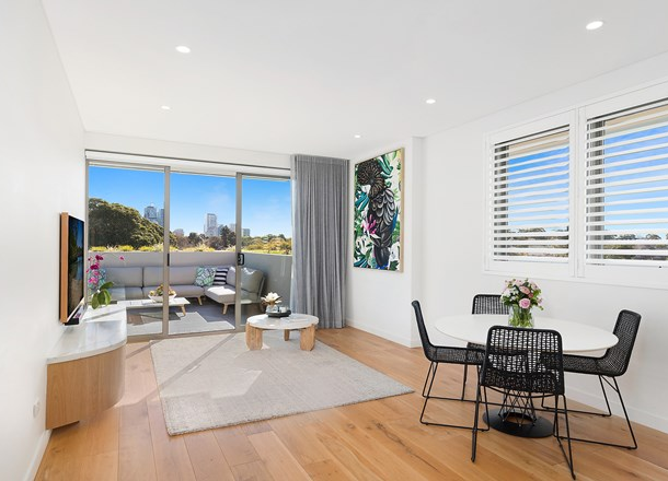 303/72 Laurel Street, Willoughby NSW 2068