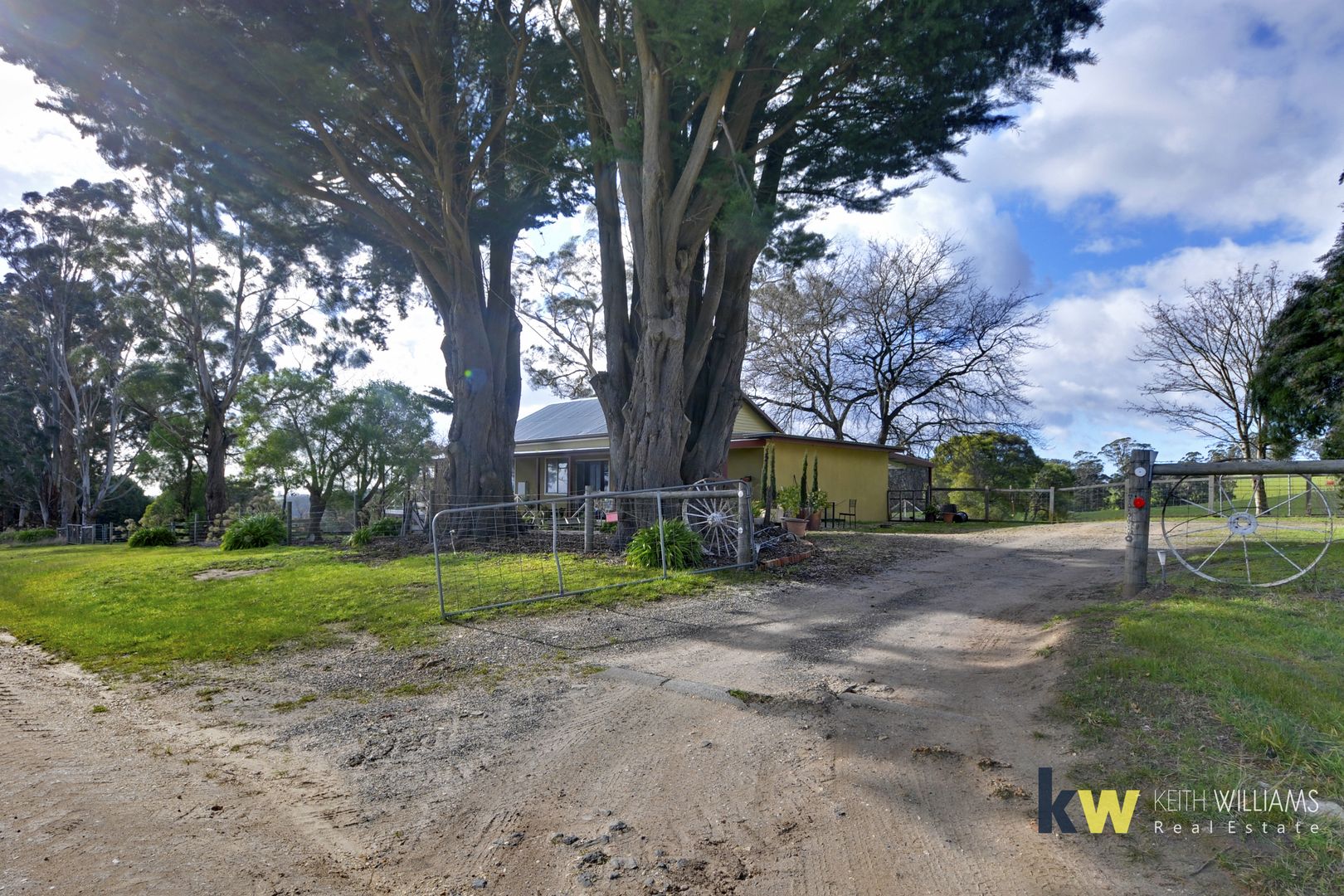 16 Martins Road, Willung South VIC 3847, Image 1