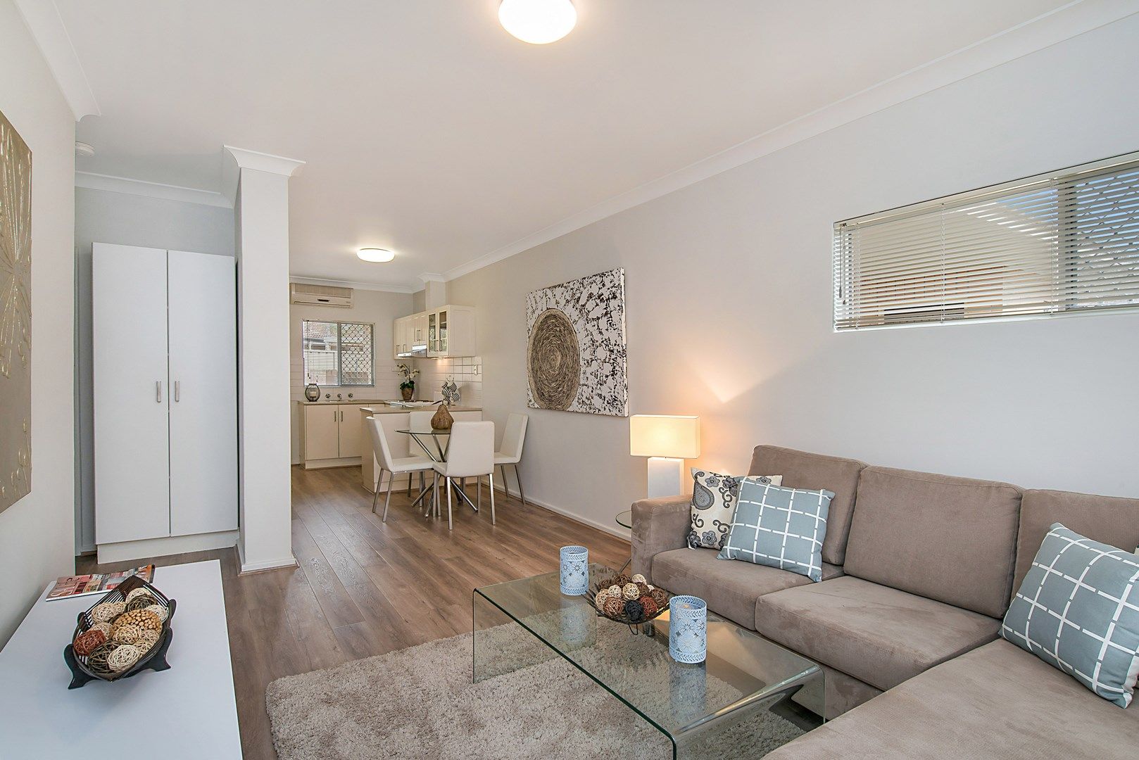 2/6 Military Road, West Beach SA 5024, Image 0