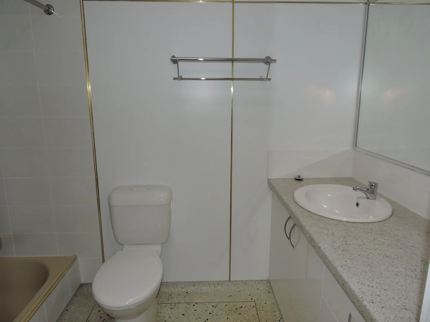 Additional image 5 of 2/15 Foxton Street, Indooroopilly QLD 4068