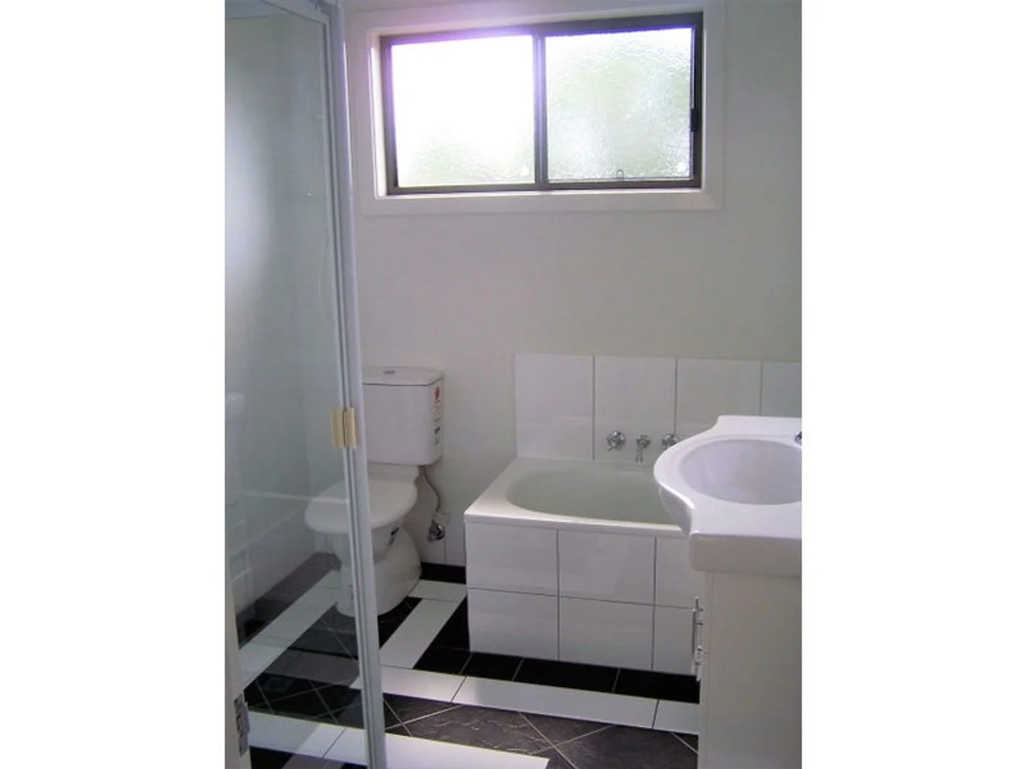 Additional image 10 of 2/6 Holland Street, Chinchilla QLD 4413