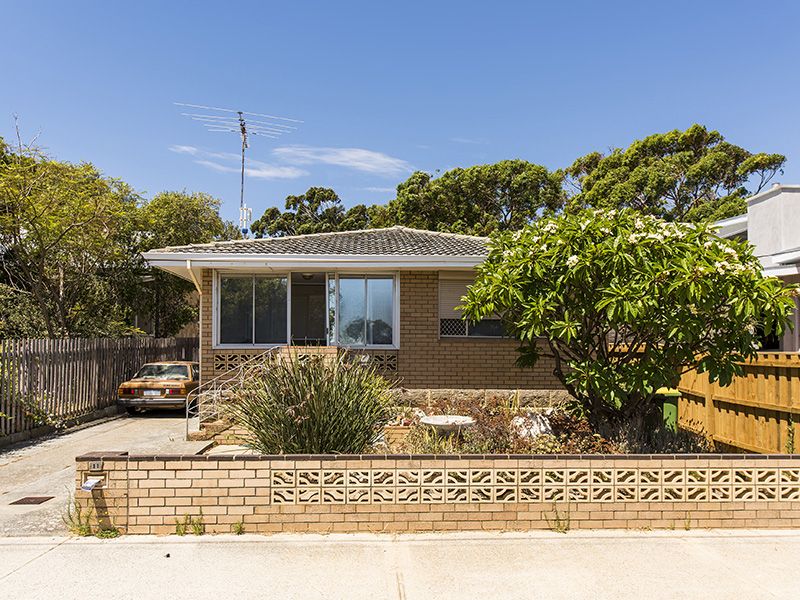 11 Thompson Road, North Fremantle WA 6159, Image 0