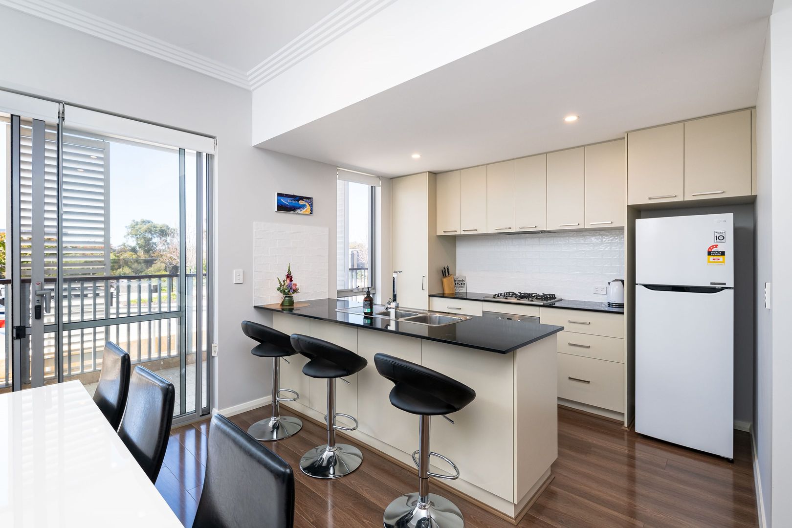 2/26 Gemstone Boulevard, Carine WA 6020, Image 2