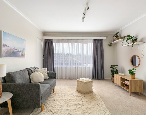 10/3 Royal Avenue, Essendon North VIC 3041