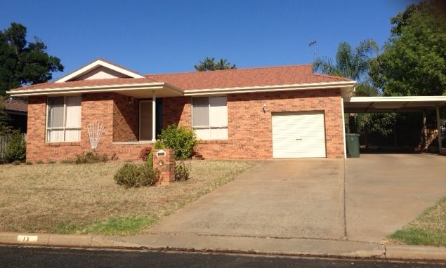 13 Craft Cres, CONDOBOLIN NSW 2877, Image 0