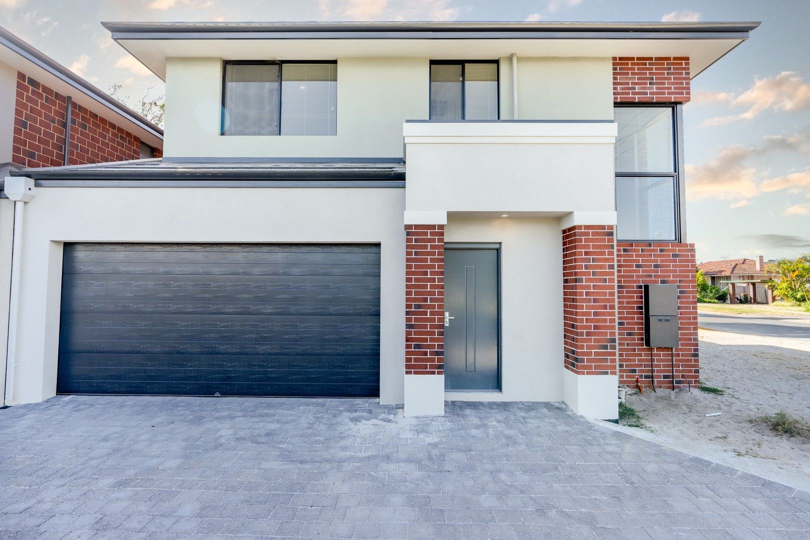 3 bedrooms House in 235a Drake St MORLEY WA, 6062