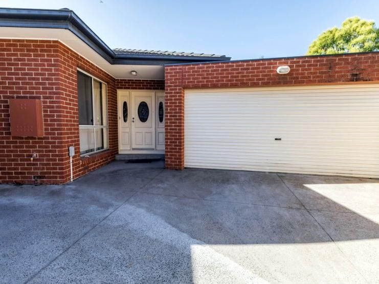 2/7 Kalonga Court, Glen Waverley VIC 3150, Image 0