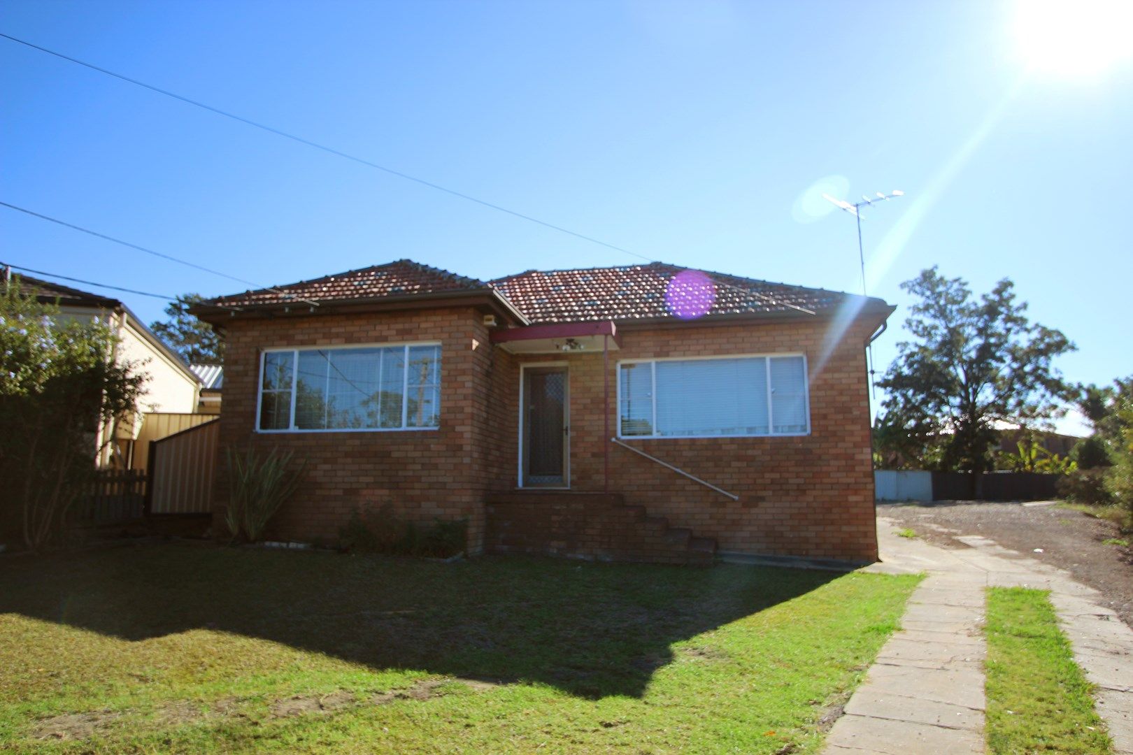 19 Charlotte Crescent, Canley Vale NSW 2166