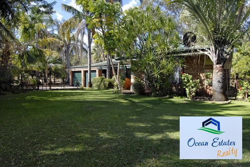 5 bedrooms House in 40 Fletcher Road KARNUP WA, 6176