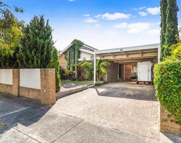 23 Benelong Crescent, Seaford VIC 3198