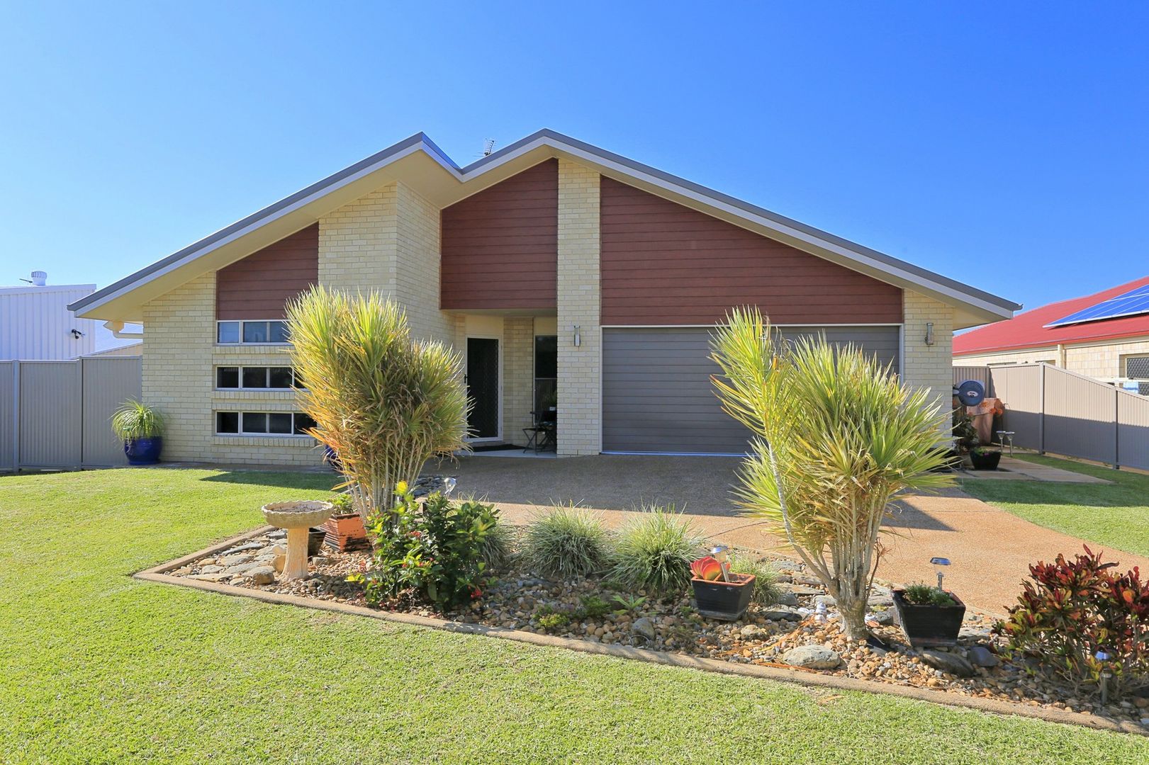 8 Mccallum Close, Coral Cove QLD 4670, Image 1