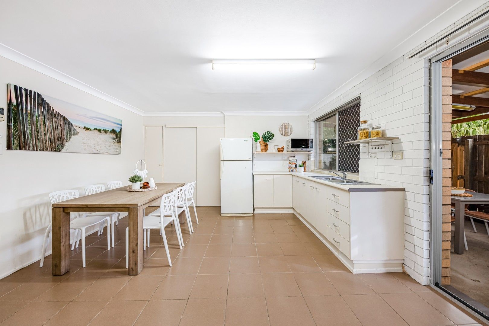 2 bedrooms House in 1/91B Beach Parade MAROOCHYDORE QLD, 4558