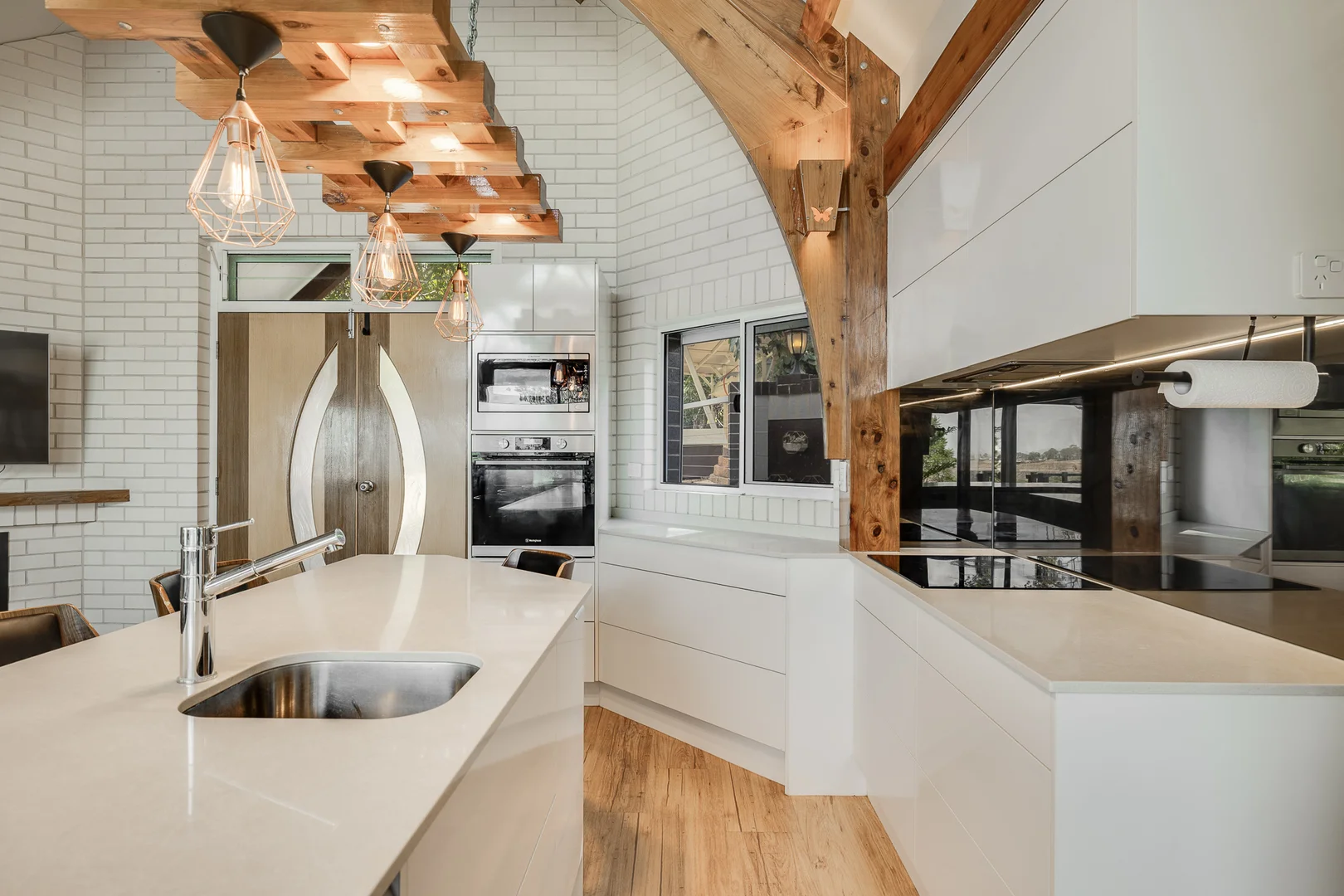 Additional image 3 of 1 Huntingdale Court, Mount Lofty QLD 4350