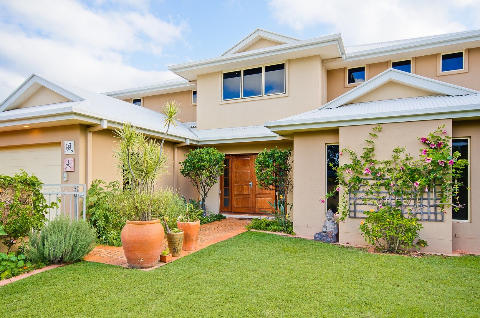 24 Kawana Crescent, Ashmore QLD 4214, Image 0