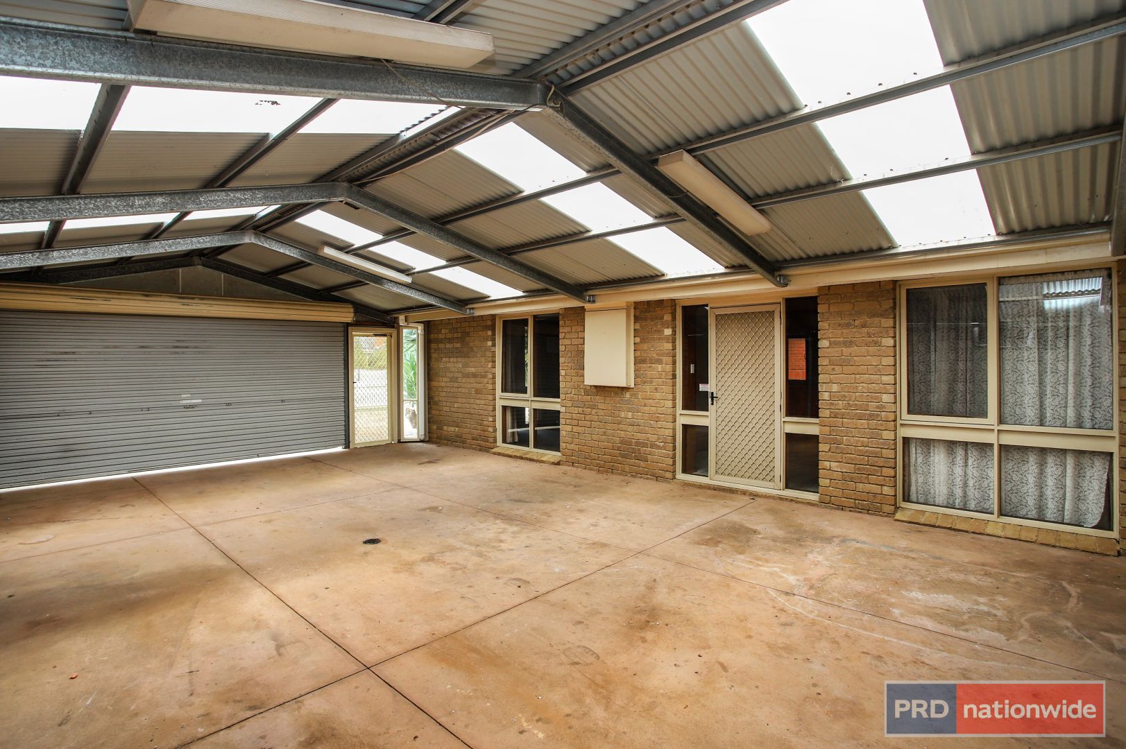 76 Richard Road, Melton South VIC 3338, Image 2