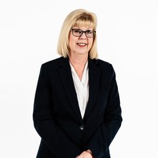 Donna Edwards, Property manager