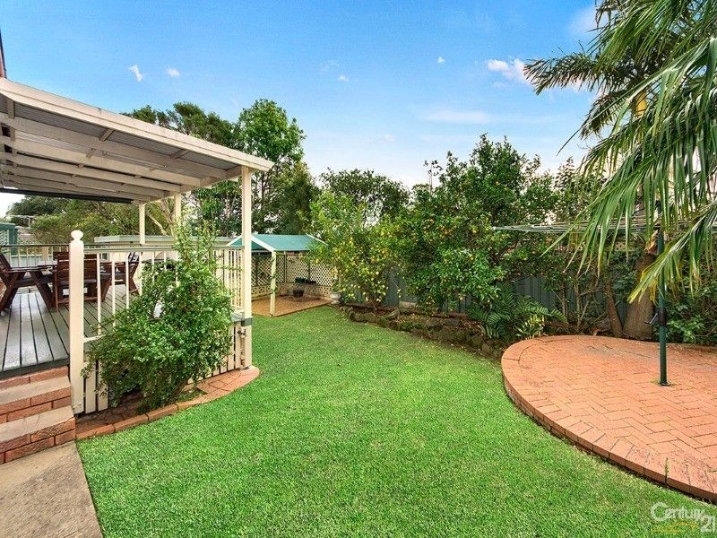 13 Waldo Crescent, Peakhurst NSW 2210, Image 2