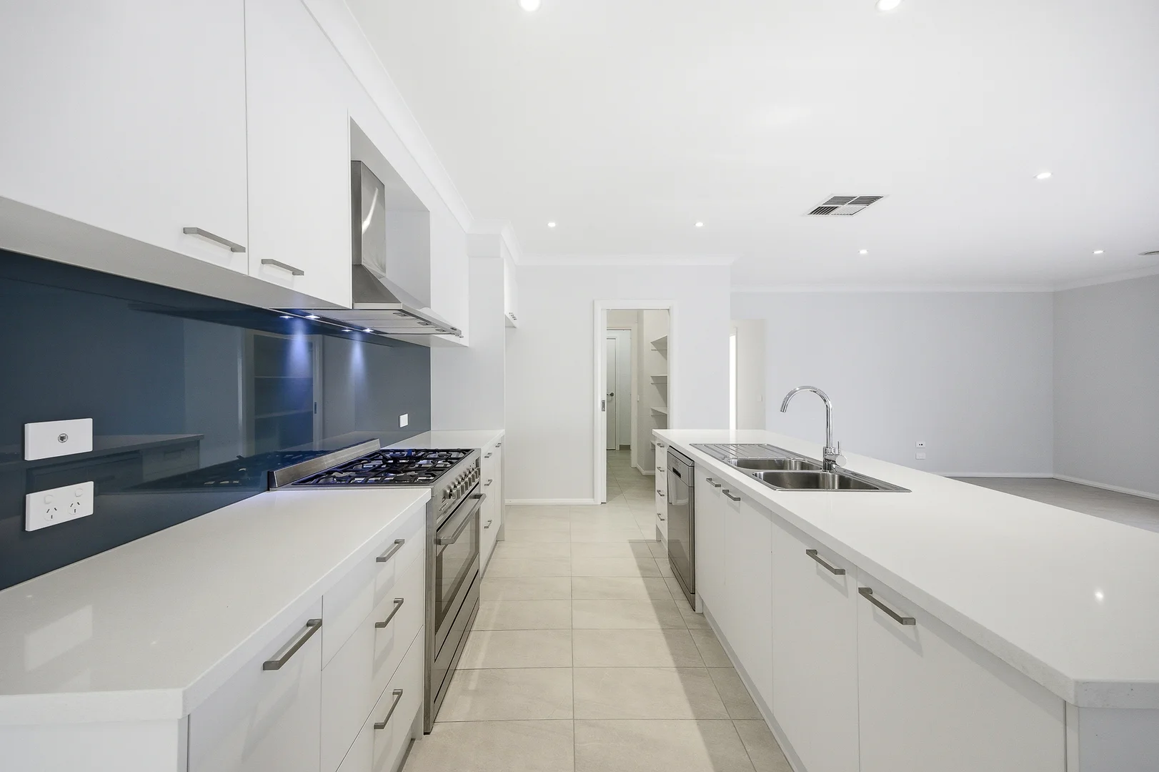 Additional image 6 of 26 Lancelot Avenue, Clyde VIC 3978