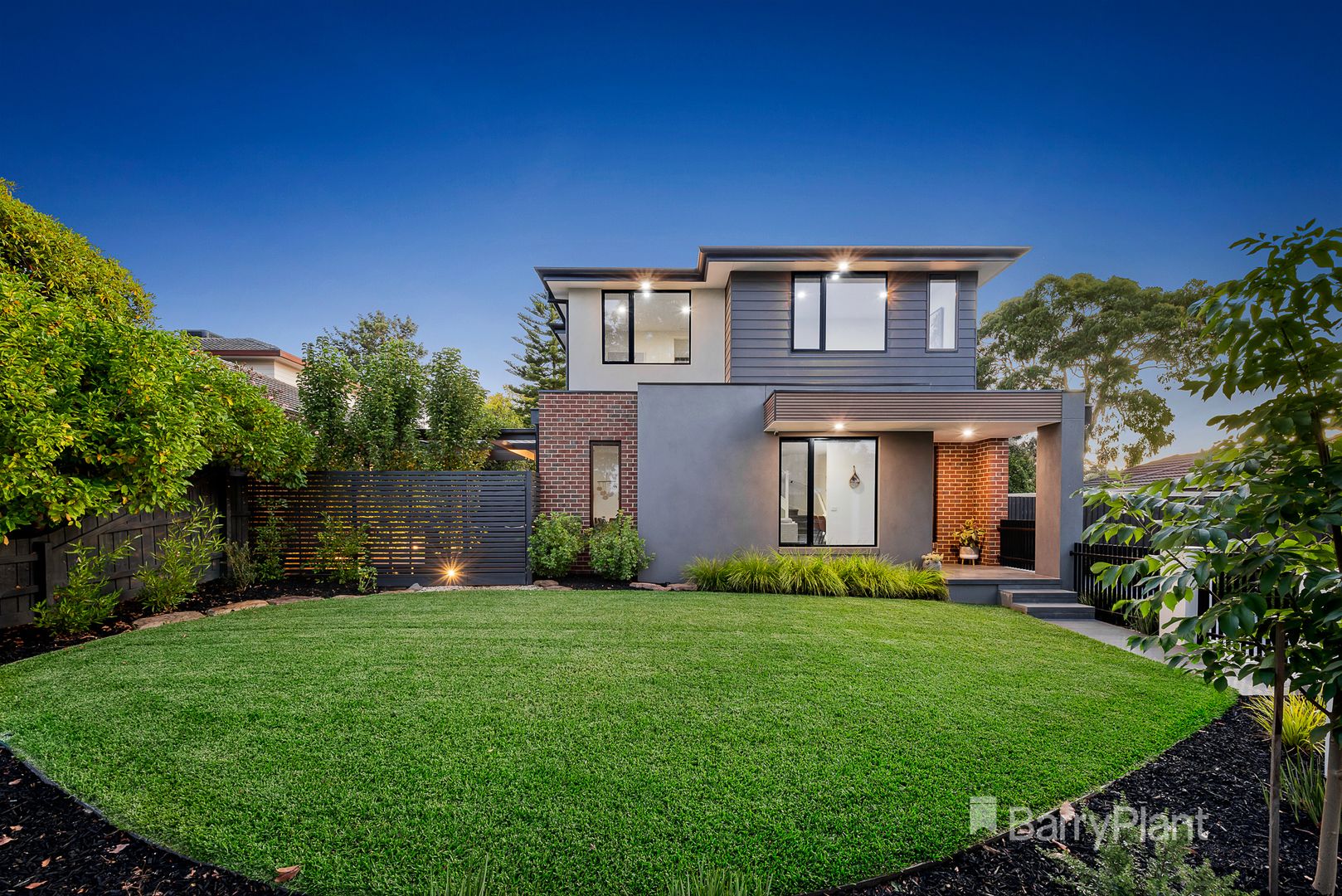 1/5 Highland Avenue, Croydon VIC 3136