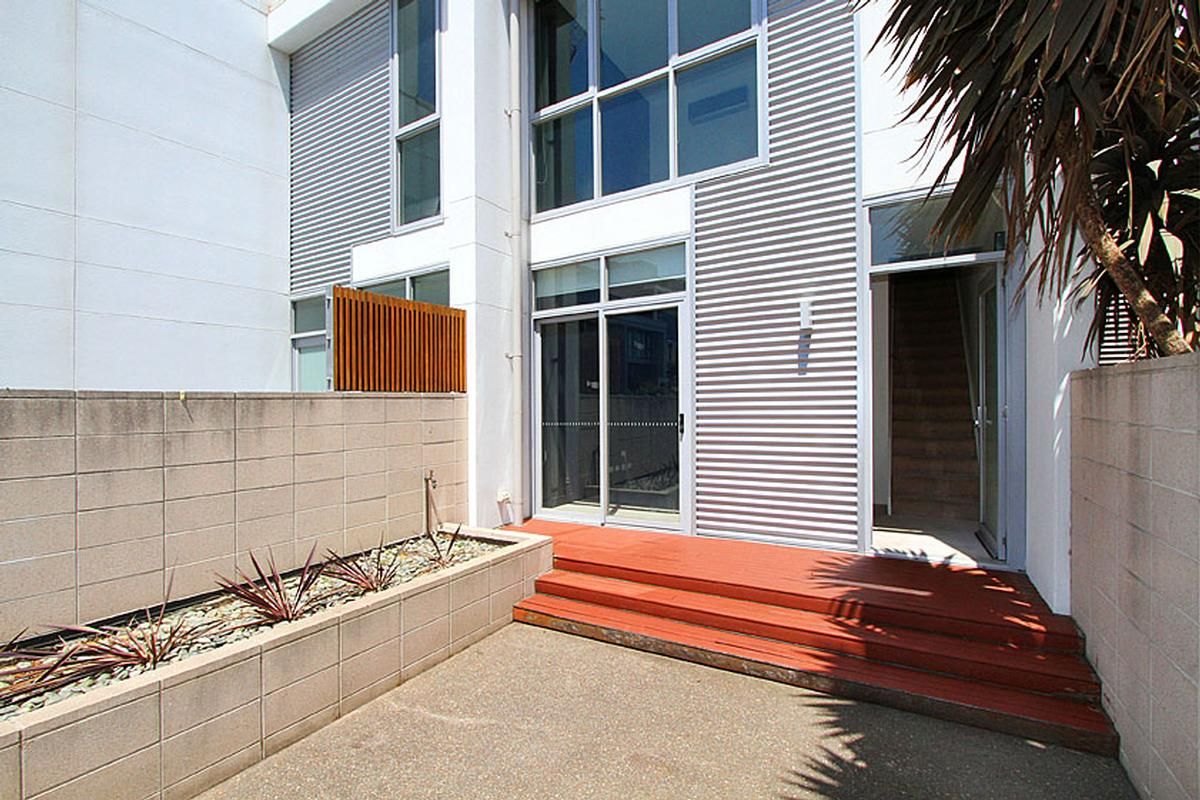 246/9 Wharf Street, Docklands VIC 3008, Image 1