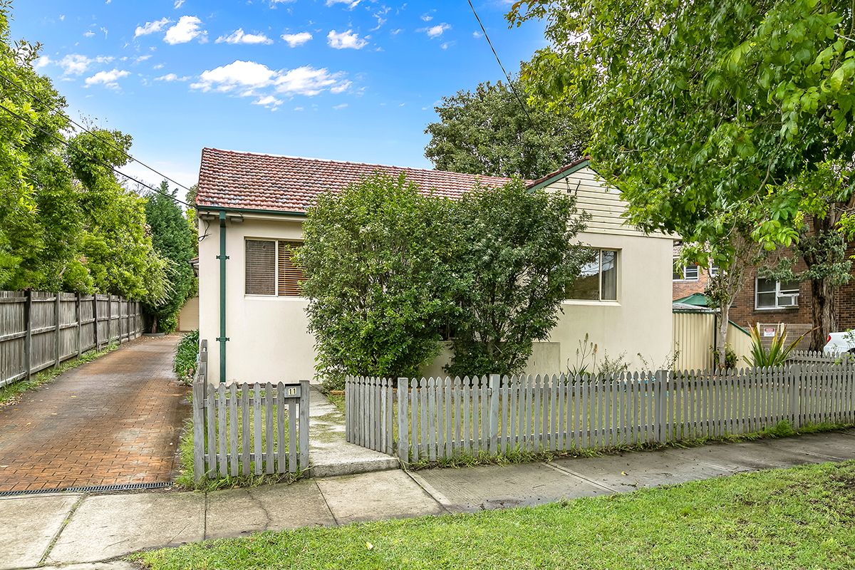 11 Tyler Crescent, Abbotsford NSW 2046, Image 2