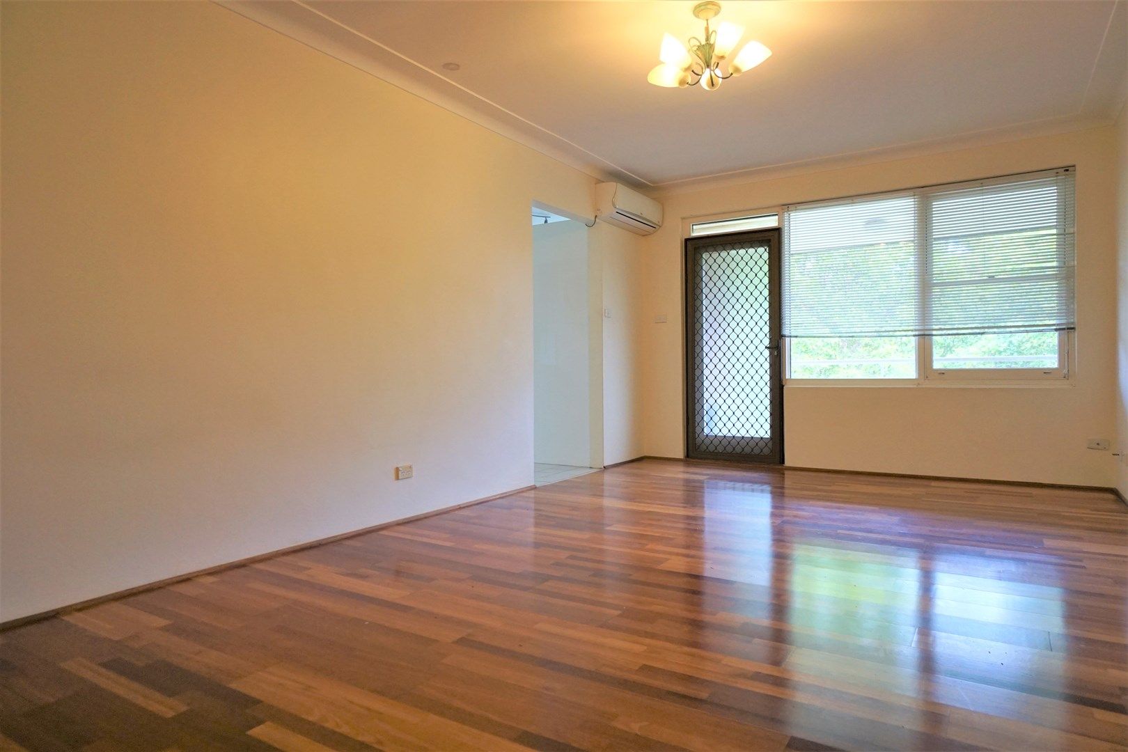 2 bedrooms Apartment / Unit / Flat in 10/19 Bridge Street EPPING NSW, 2121
