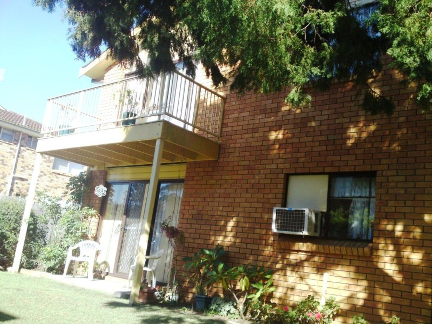 2 bedrooms Townhouse in 9/32 Pratley Street WOY WOY NSW, 2256