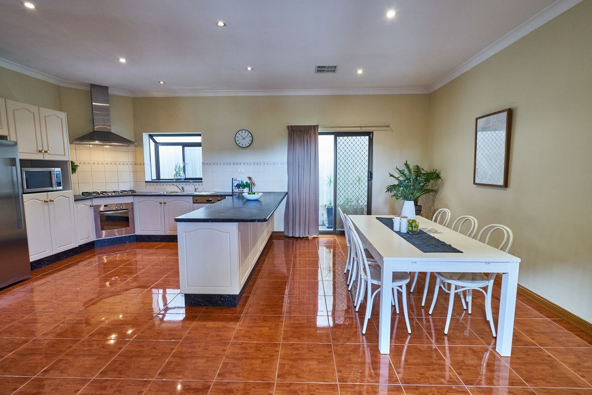 14 Kimba Road, Para Hills SA 5096, Image 1