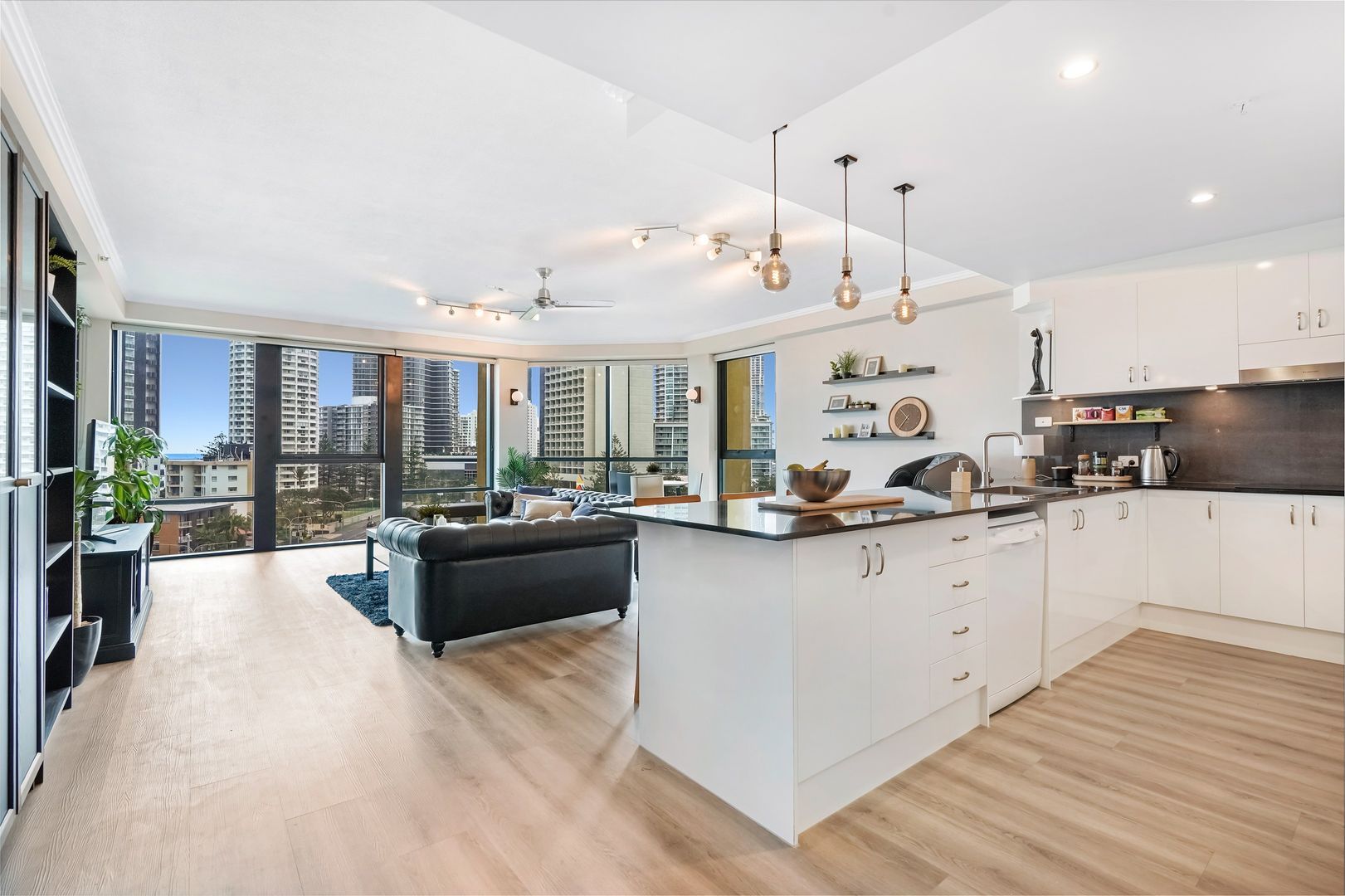 707/3400 Surfers Paradise Boulevard, Surfers Paradise Property