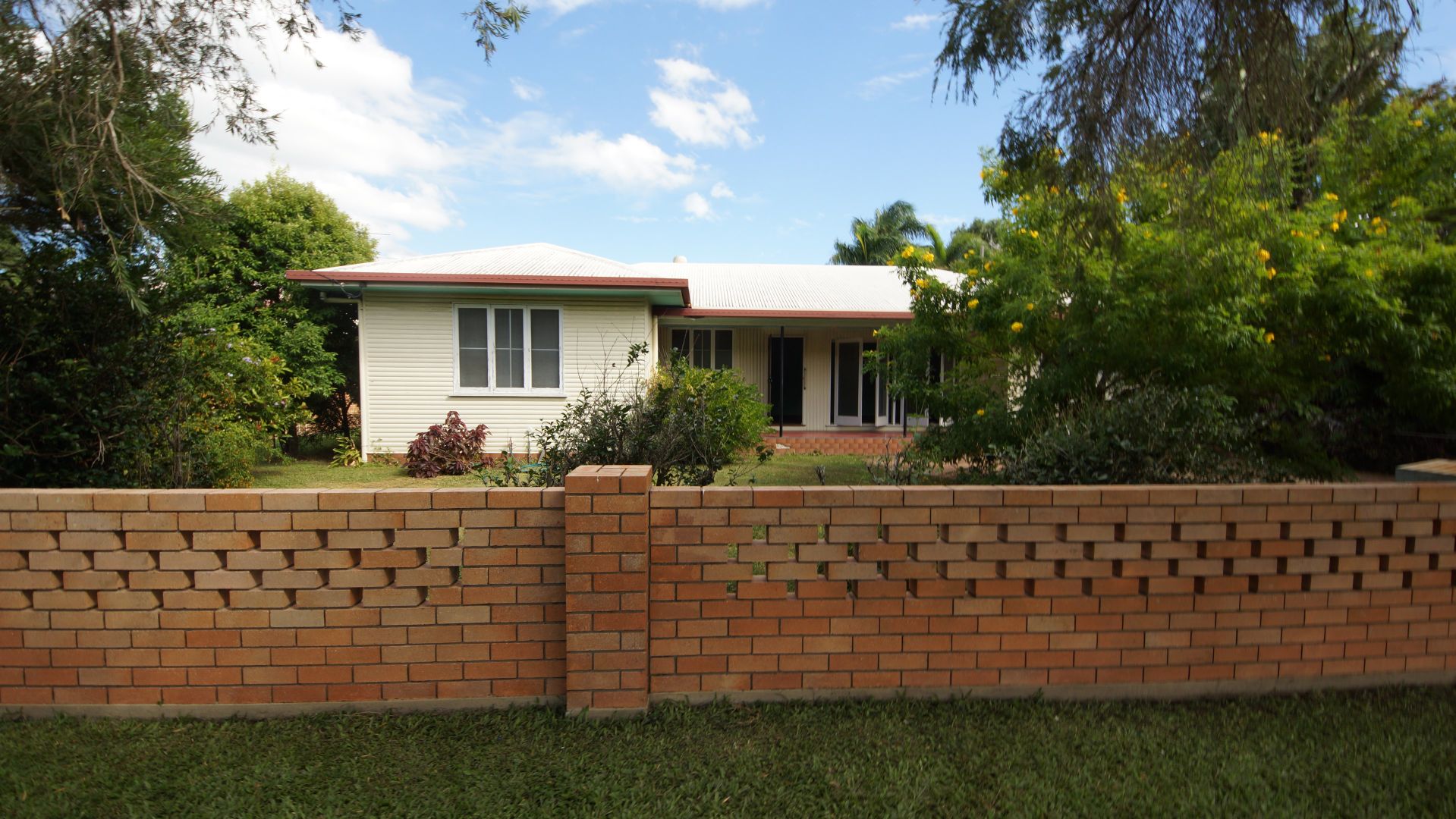 39 Paulette Street, West Mackay Property History & Address Research