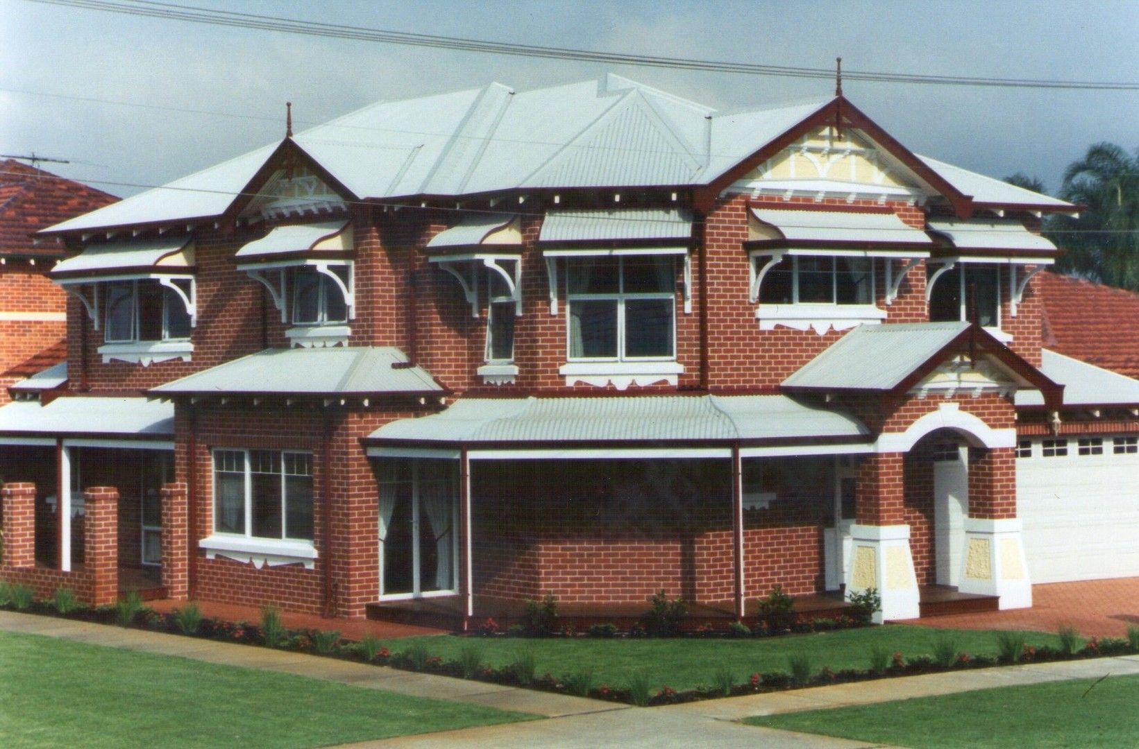 4 bedrooms House in 113 Fifth Avenue MOUNT LAWLEY WA, 6050