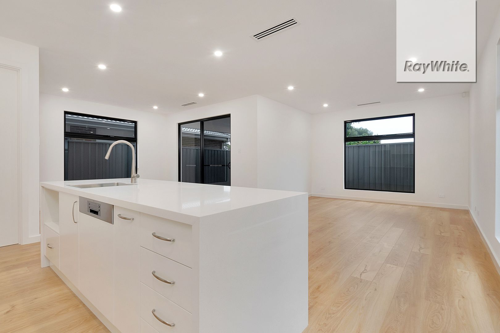 31B Lamorna Parade, Parafield Gardens SA 5107, Image 1