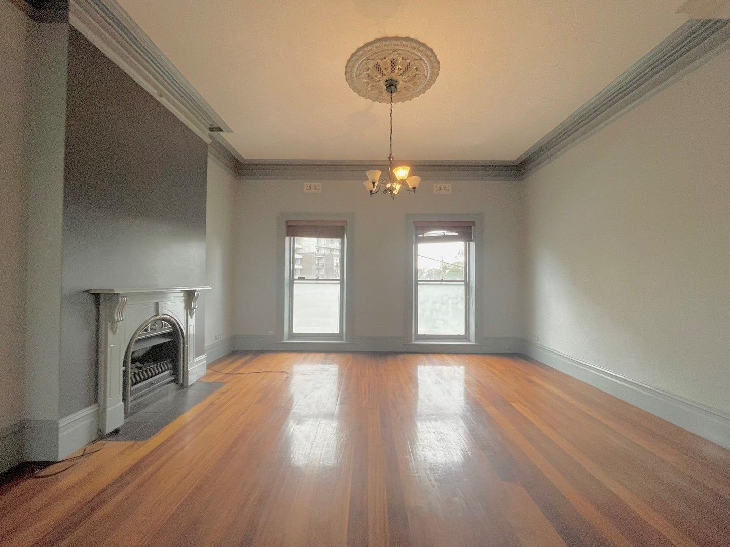 1 bedrooms Apartment / Unit / Flat in 142A St Kilda Road ST KILDA VIC, 3182