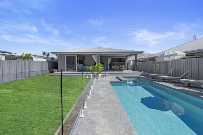 Picture of 325 Casuarina Way, KINGSCLIFF NSW 2487
