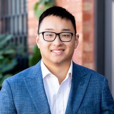 Daniel Zhang, Sales representative