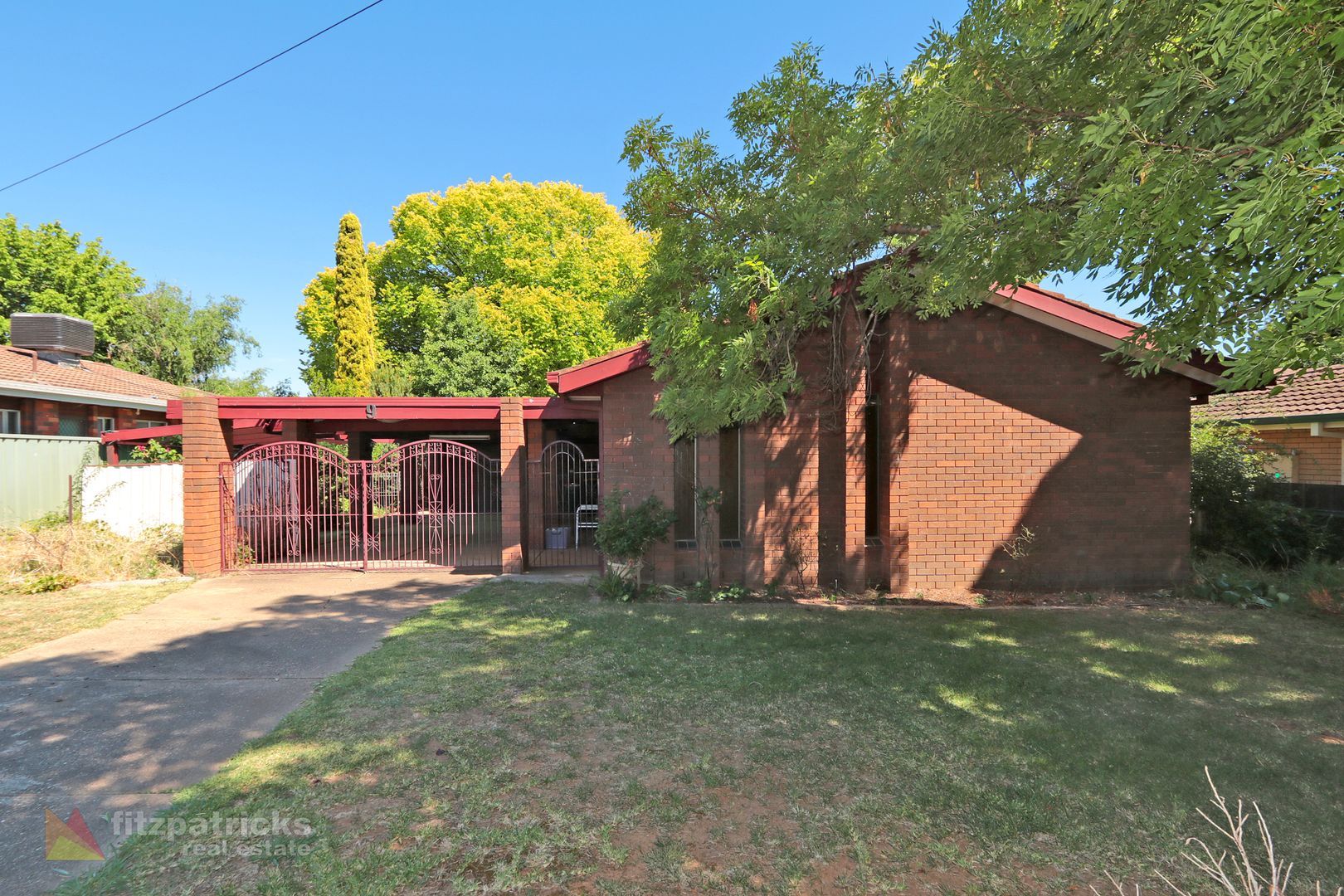 9 Telopea Crescent Lake Albert Nsw 2650 Domain