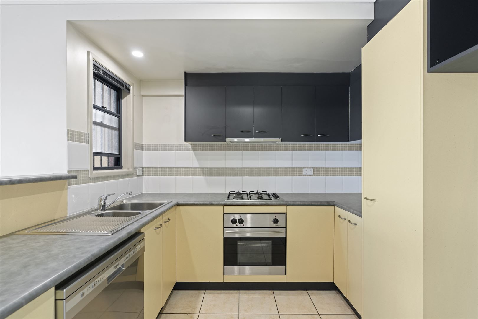 5/28 Clarendon Street, East Brisbane QLD 4169, Image 2