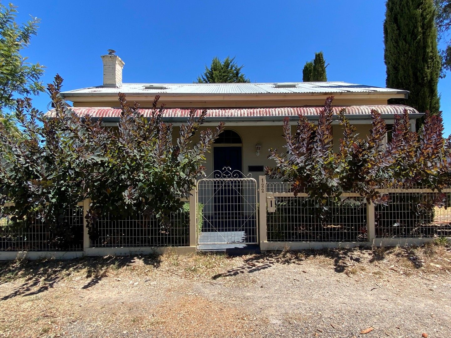 122 Duke Street, Castlemaine VIC 3450 House For Rent Domain