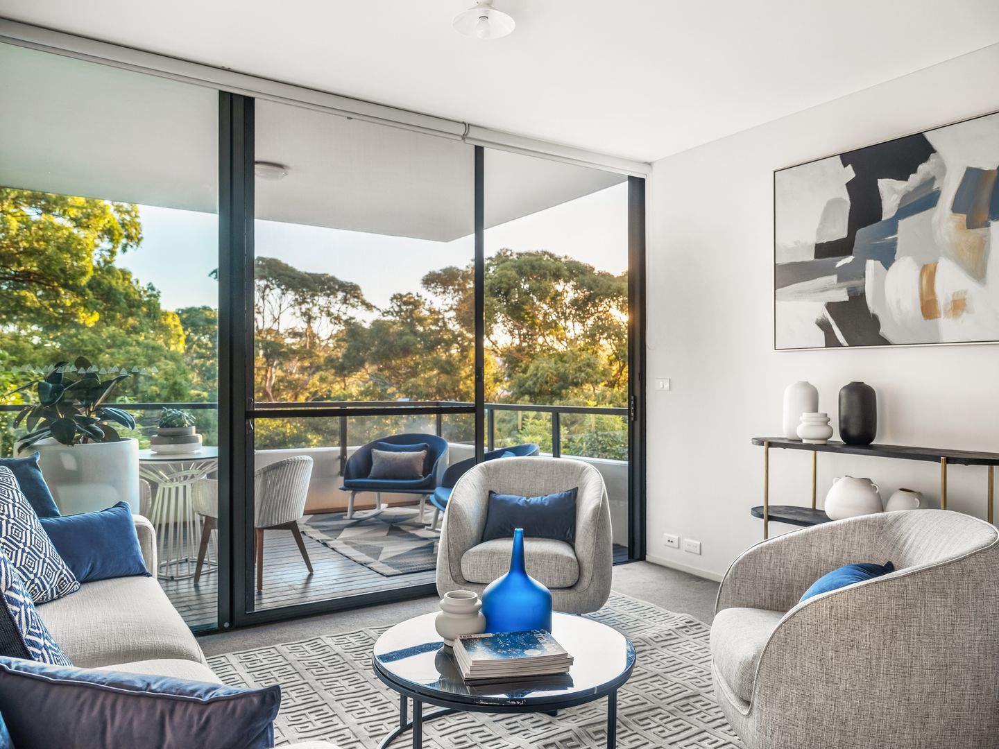 1 bedrooms Apartment / Unit / Flat in 401/7 Sterling Circuit CAMPERDOWN NSW, 2050