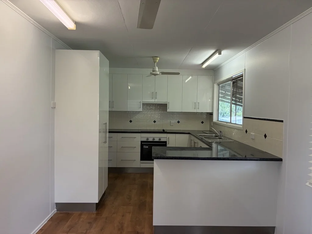 11 Singleton Street, Dysart QLD 4745