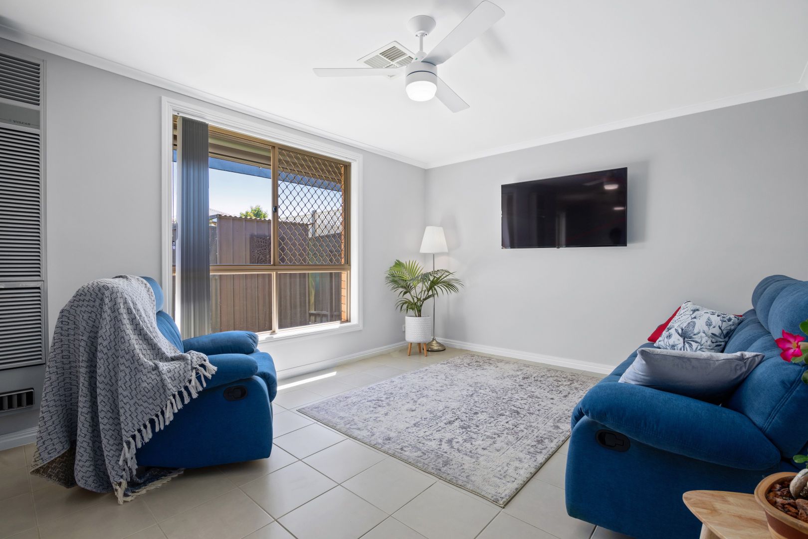 2/1 Johnstone Street, Glengowrie SA 5044, Image 2