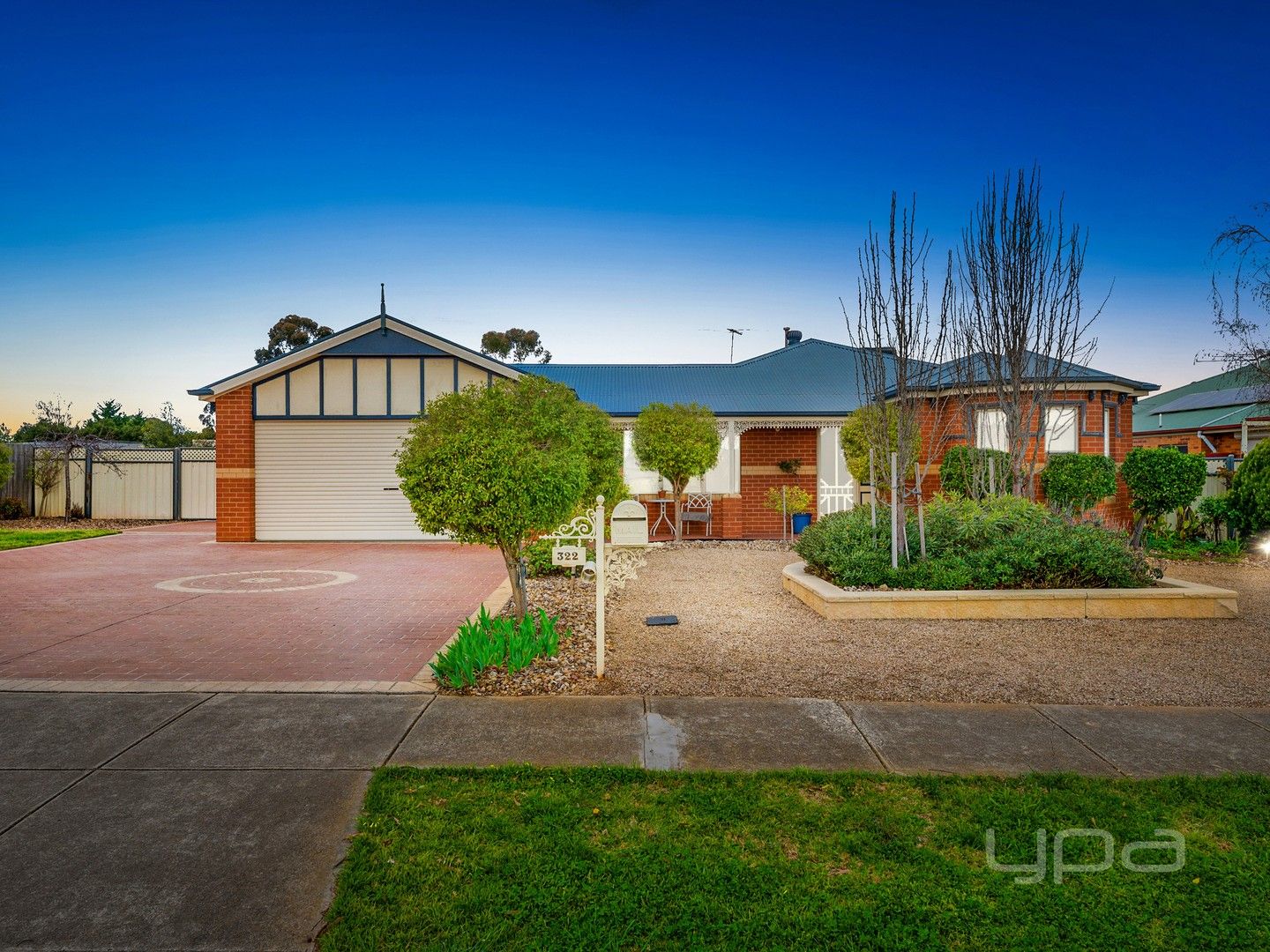 4 bedrooms House in 322 Coburns Road KURUNJANG VIC, 3337